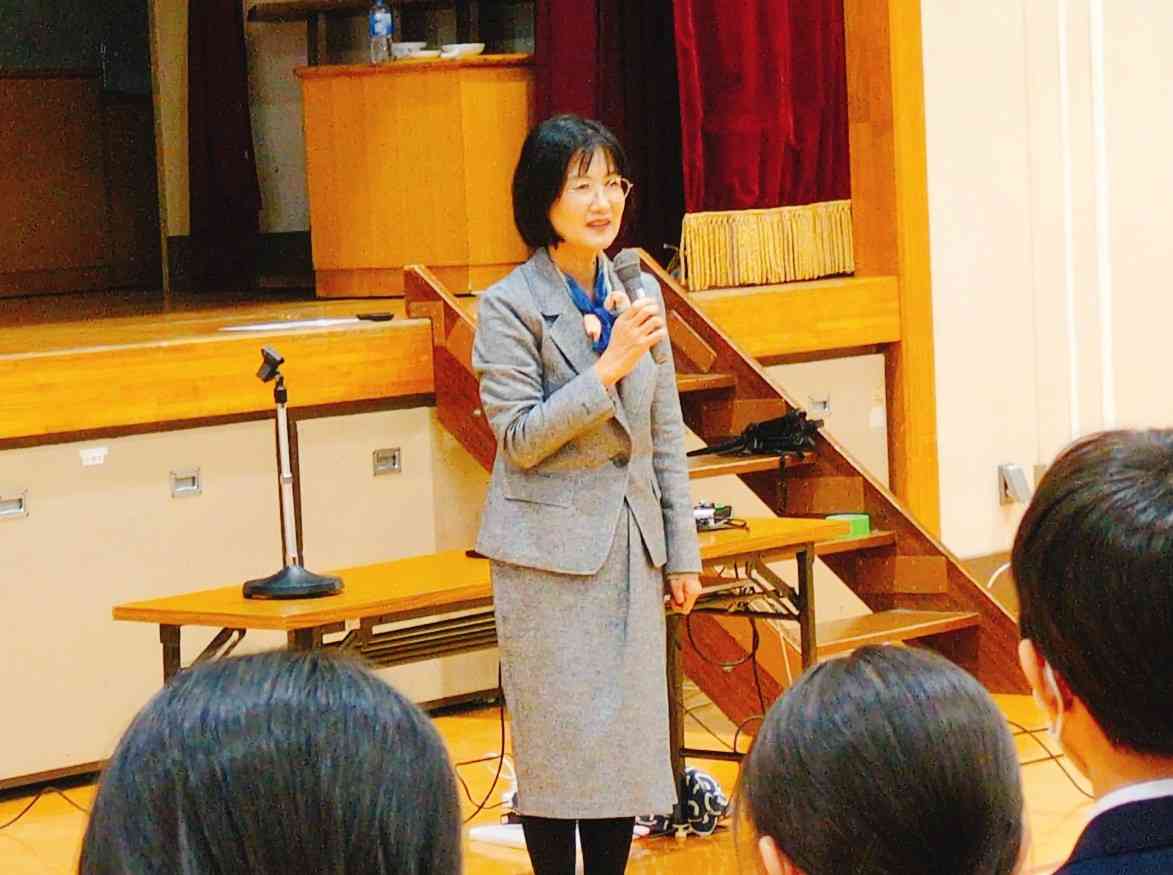 25-11-20-12-15-47-285_photo~2